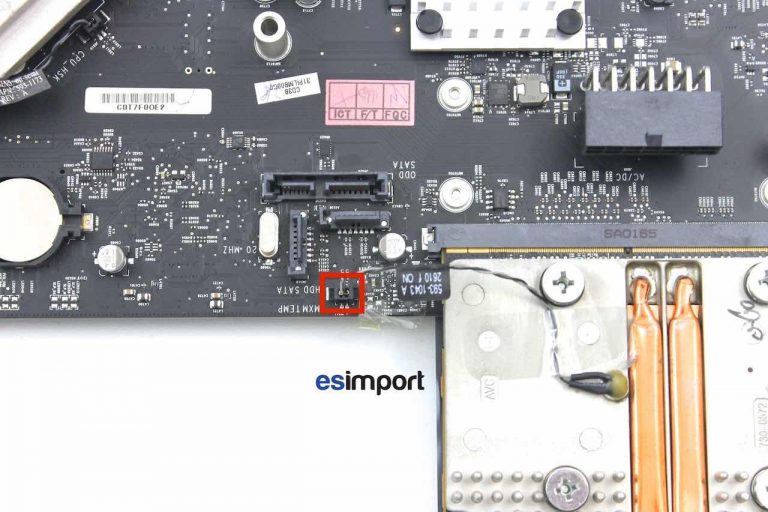 REMPLACE CARTE GRAPHIQUE Radeon 5750 Apple iMac 11,3 27 2010 A1312